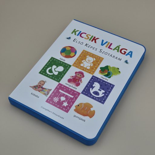 Kicsik világa